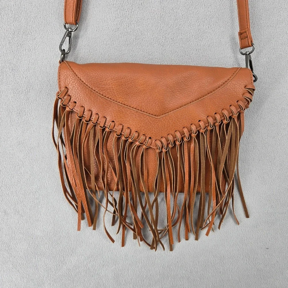 Faux Leather Fringe Crossbody Bag Western Boho Purse Like New Condition